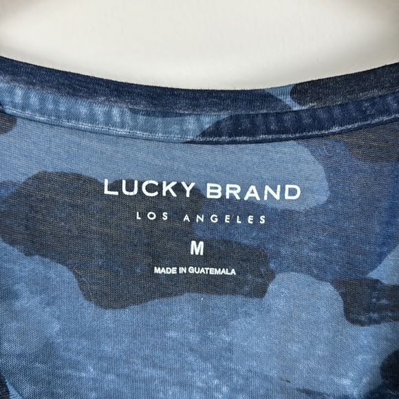 ✨3/$25✨ Lucky Brand Blue Camo Semi-Sheer T-Shirt - M - Picture 8 of 8